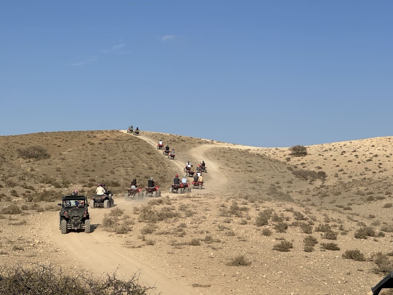 Comment préparer votre balade en buggy au désert d’Agafay : conseils pratiques